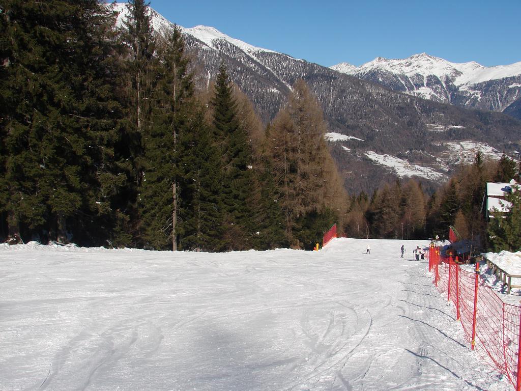 Nevesole Folgarida Resort Esterno foto