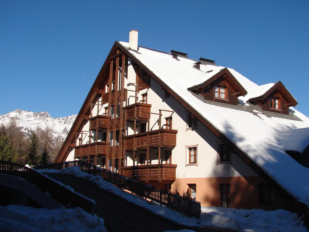 Nevesole Folgarida Resort Esterno foto
